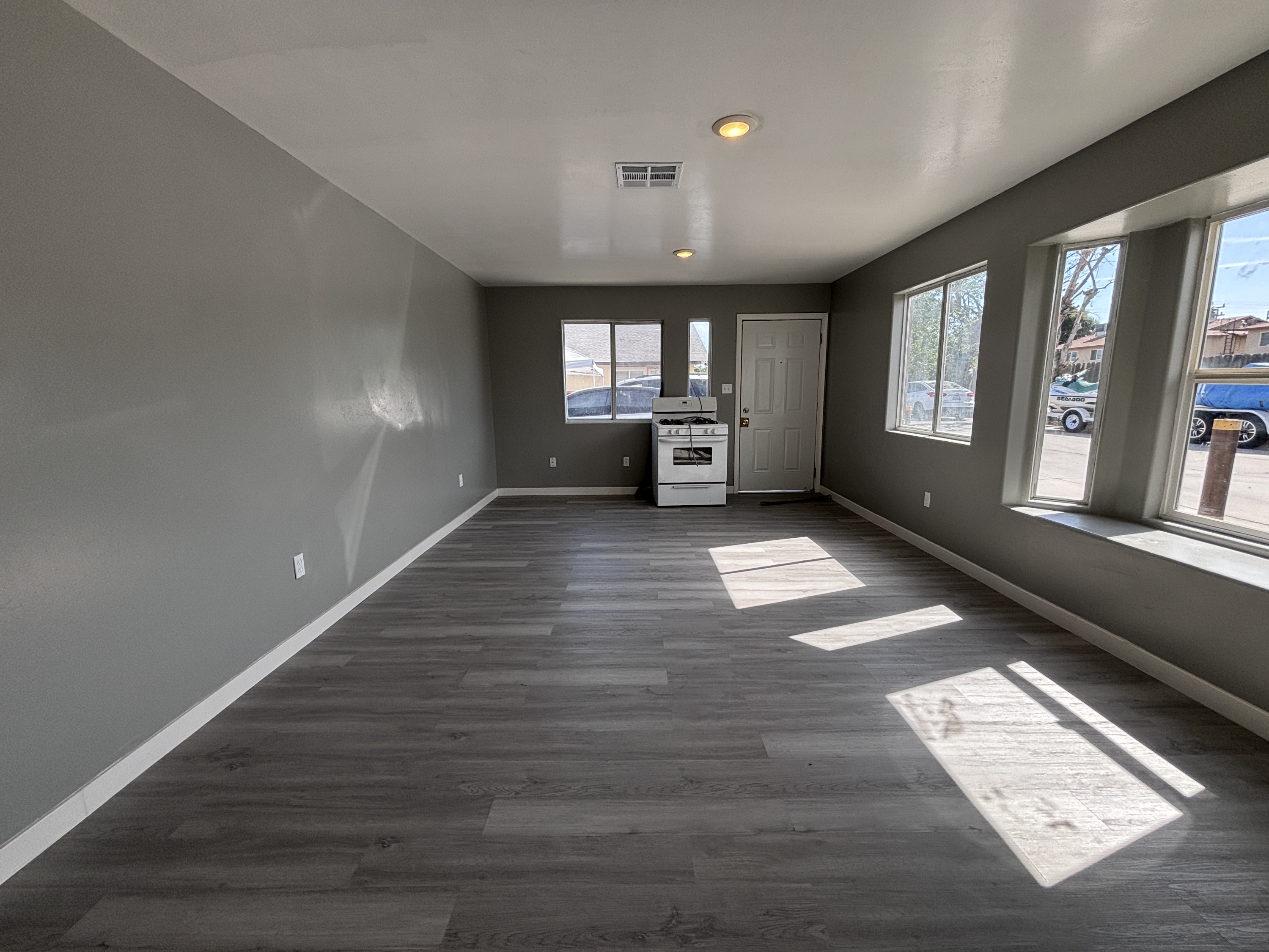 326 Beardsley Avenue - 1